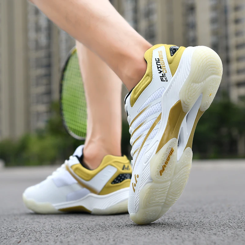 Новые теннисные туфли, модная уличная дышащая женская профессиональная спортивная обувь унисекс, молодежная обувь для тренировок по бадминтону