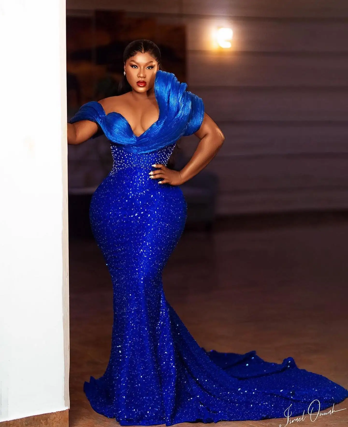 Сверкающие Королевские Синие Платья Для Выпускного вечера В стиле Aso Ebi 2024 Плюс Размер Плиссированное 3D Платье С Открытыми Плечами В Африканском Стиле Для Торжественных Случаев, Вечернее Платье