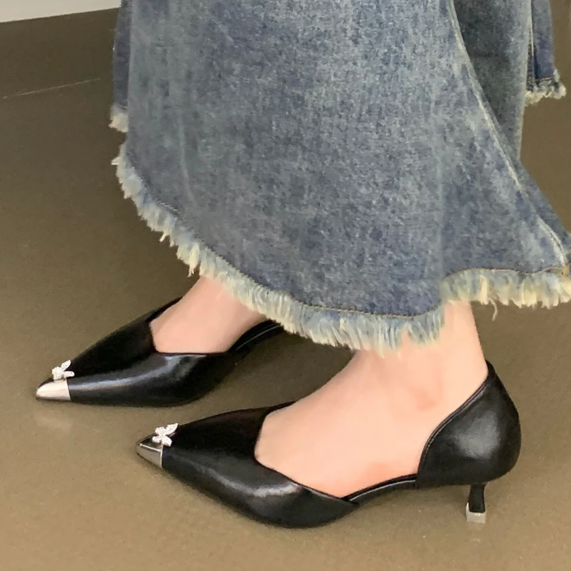 2024 Модные женские туфли на среднем каблуке с острым носком в виде бабочки и узла, женские туфли-лодочки на мелкой подошве, женские слайды, женская обувь на каблуке