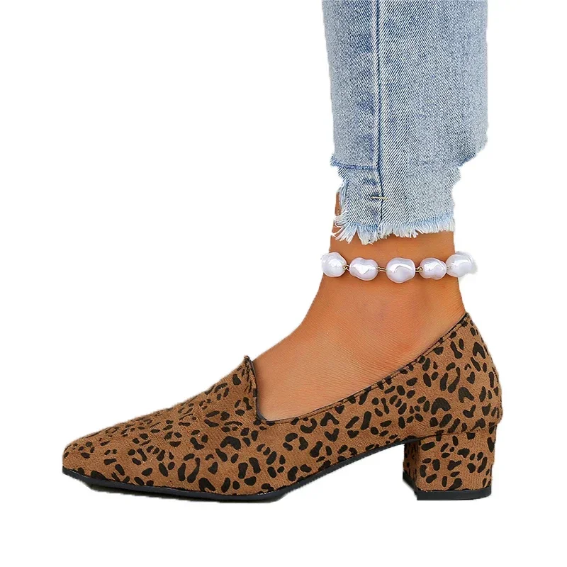Женская брендовая Модная Легкая обувь с леопардовым принтом В тон, 2023, Zapatillas Femme, Простые базовые туфли на Маленьком Каблуке