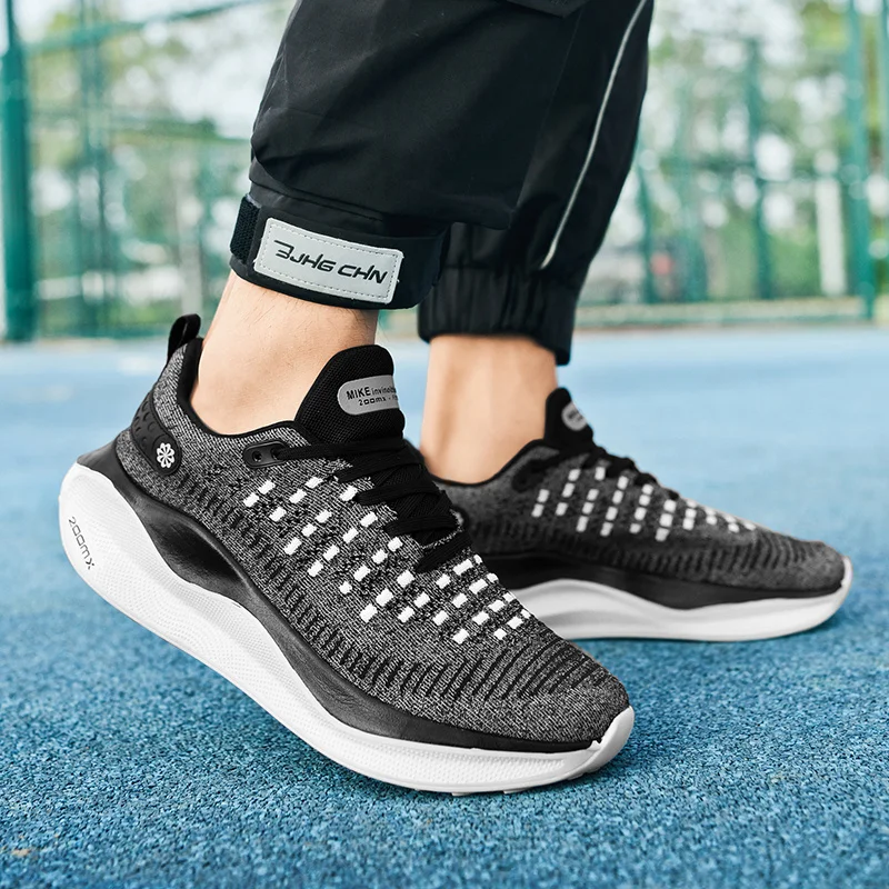 2024 Новые ультралегкие кроссовки для бега, мужская спортивная обувь для бега трусцой, кроссовки для отдыха, мужская модная обувь для прогулок на открытом воздухе, мужская обувь 39-45