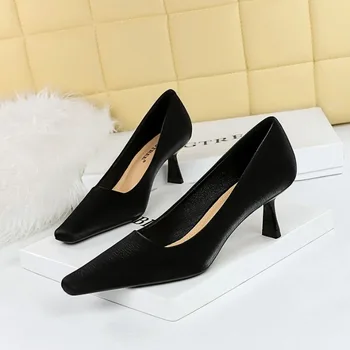 Модные женские туфли-лодочки BIGTREE с квадратным носком из искусственной кожи на тонком высоком каблуке 6 см, босоножки для зрелых, офисная женская обувь черного цвета