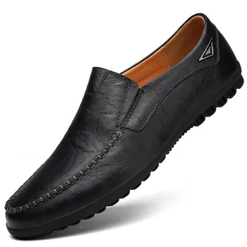 Мужская повседневная обувь из натуральной кожи, дышащие мягкие мужские лоферы, Мокасины итальянского бренда, черные туфли для вождения без шнуровки, большие размеры 37-47
