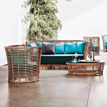 Уличный диван, сплетенный из ротанга, модельная комната в стиле Юго-Восточной Азии, кресло из ротанга для отдыха, садовая мебель во внутреннем дворе виллы
